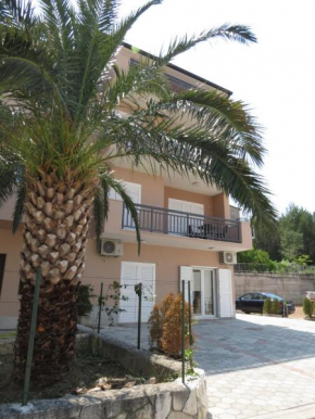  Apartments Ljubičić  Подстрана